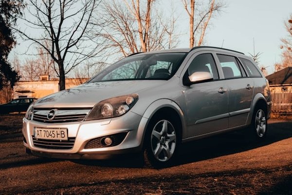 Can Installing Stiffer Engine Mounts Enhance Responsiveness in a Volkswagen Polo GTI?