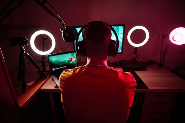 Explore exciting rewards with free case opening options!